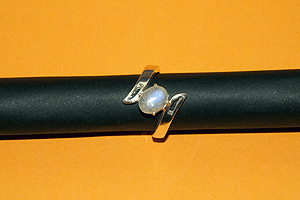 Anello Pietra di luna tondo - Cancro