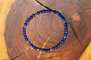 Bracciale lapislazzuli con inserti in oro placcato