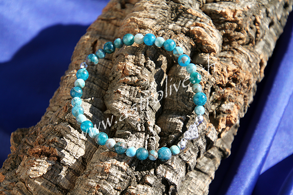 Bracciale apatite con cuore e inserti in argento 925